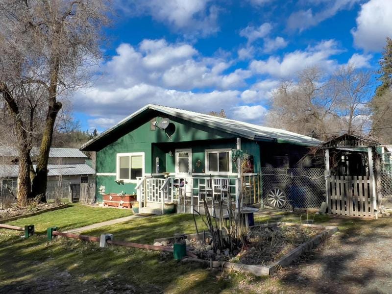 1394 BRIDGE ST, ADDY, WA 99101 Single Family Residence For Sale  MLS# 43090