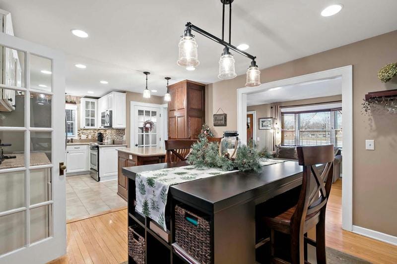 709 16TH ST W, Hastings, MN 55033 Single Family Residence For Sale  MLS# 6436839