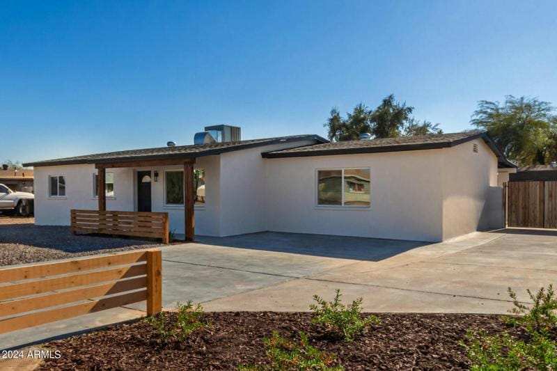 3133 W CARIBBEAN LN, Phoenix, AZ 85053 Single Family Residence For Sale  MLS# 6653255 for Rent