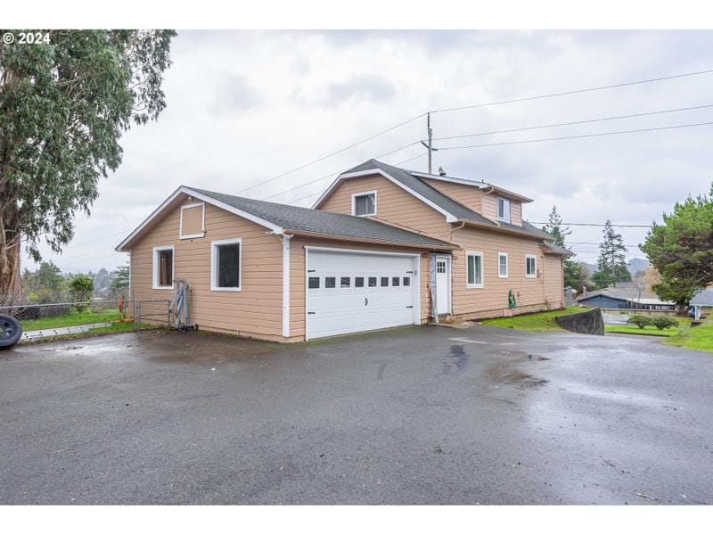 2270 LEWIS ST, North Bend OR 97459 for Sale