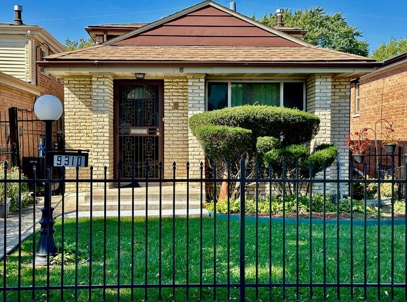 9310 S Eggleston Ave, Chicago, IL 60620 - MLS 11901628 for Sale