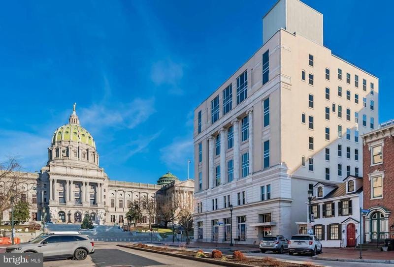 231 STATE ST APT 204, HARRISBURG, PA 17101 Condominium For Sale  MLS# PADA2029916