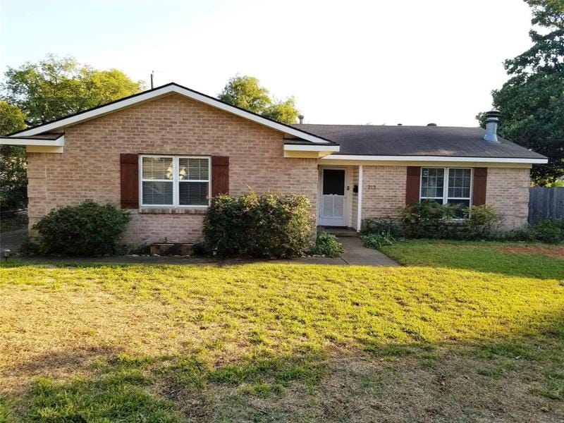 713 Terryland Dr, Richardson, TX 75080 for Rent