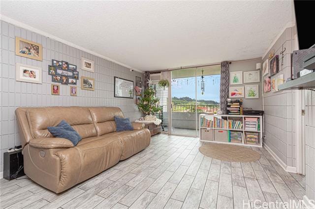 46-283 Kahuhipa Street C803, Kaneohe HI 96744 for Sale