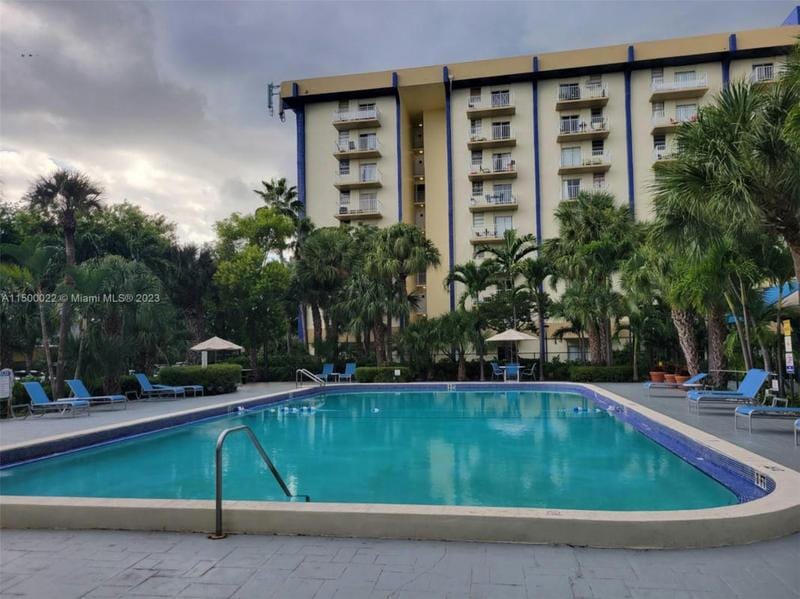 801 NW 47TH AVE APT W920, Miami, FL 33126 Condominium For Sale  MLS# A11500022