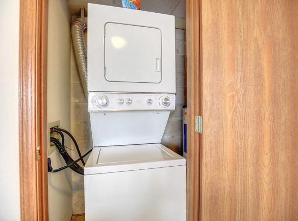 1007 S Locust St unit 309 - Champaign, IL 61820 - Home For Rent