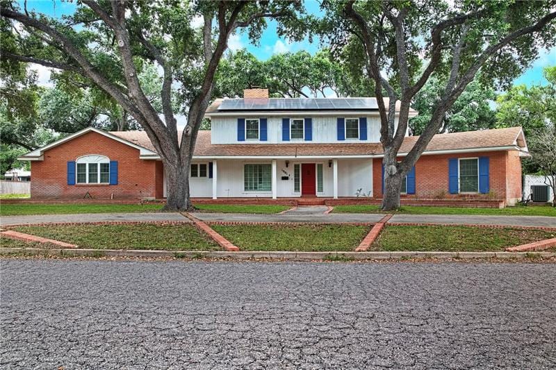 1901 Encino Avenue, Alice, TX 78332 for Sale