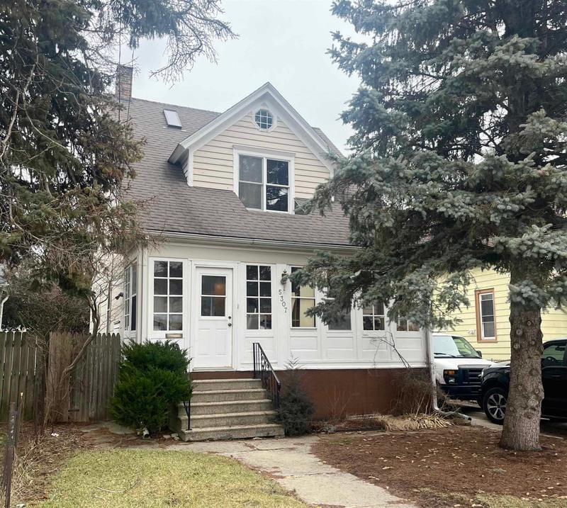 5307 24th Avenue, Kenosha, WI 53140 for Sale