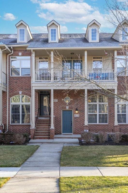 415 Village Dr, Walled Lake, MI 48390 - MLS 24006656 for Sale