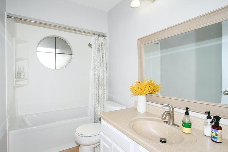 3bedroom-2bathroom Apt for Rent