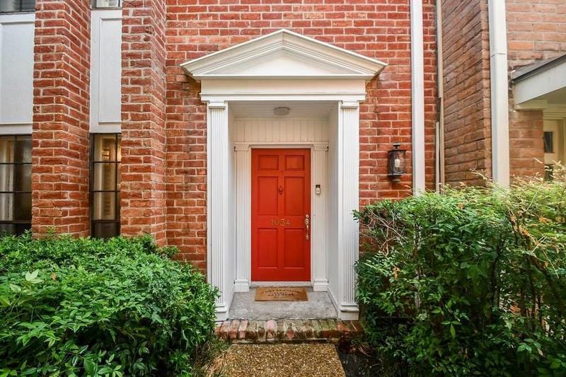 1034 AUGUSTA DR, Houston, TX 77057 Condo/Townhouse For Sale  MLS# 83309828