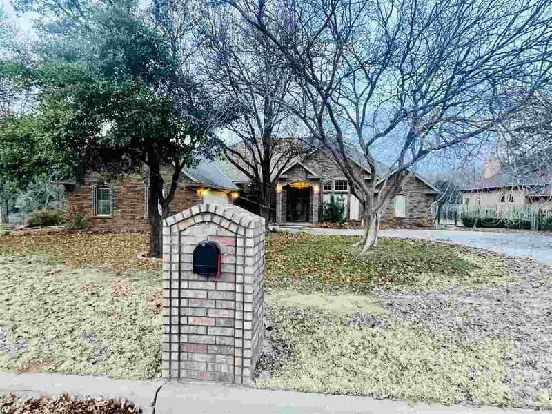 2902 NE Mesa Verde Rd, Lawton, OK 73507  614235570 for Sale