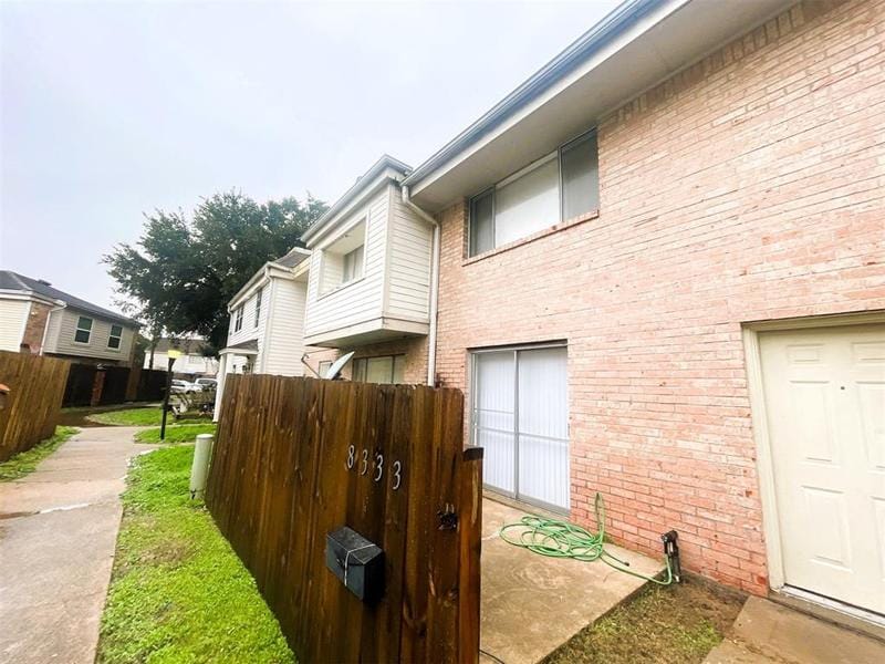 8333 La Roche Ln, Houston, TX 77036 for Rent