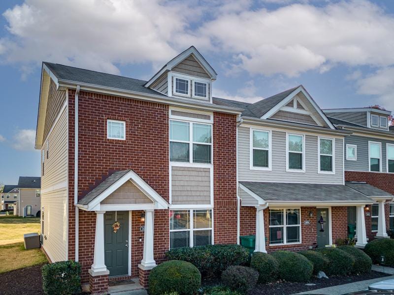 1006 Wells Way, Spring Hill, TN 37174 for Sale