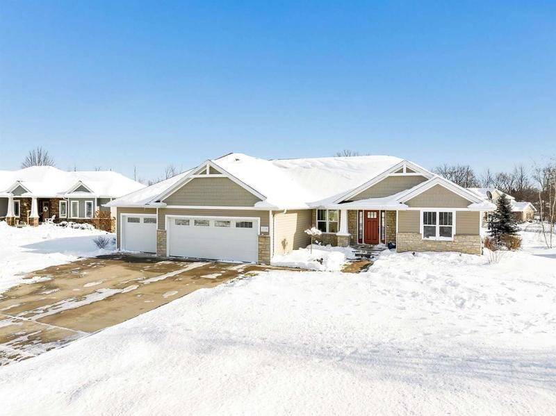 2114 POTTER Drive, De Pere, WI 54115  621107391 for Sale