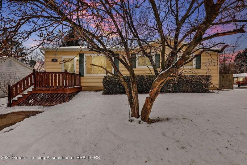 1561 Huntshire Drive, Holt, MI 48842  624991860 for Sale