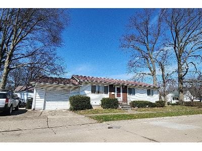 Fairlawn Ave for Sale