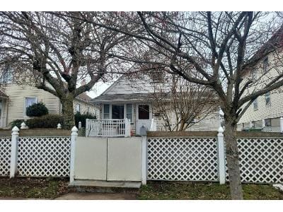 Donaldson Pl for Sale
