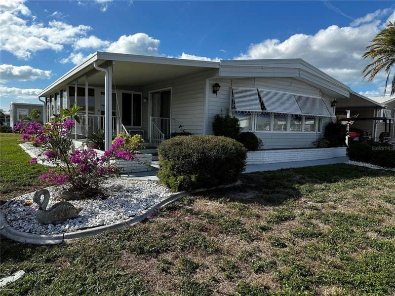 319 CASTLE DR, NOKOMIS, FL 34275 Manufactured Home For Sale  MLS# N6130312