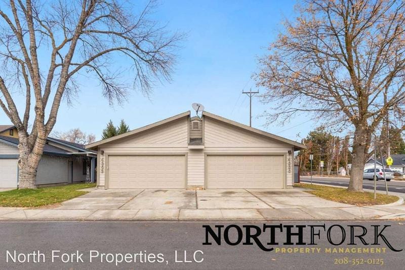 4200 Wood Acres Ct - 4200 Wood Acres Ct  4200 Wood Acres Ct for Sale