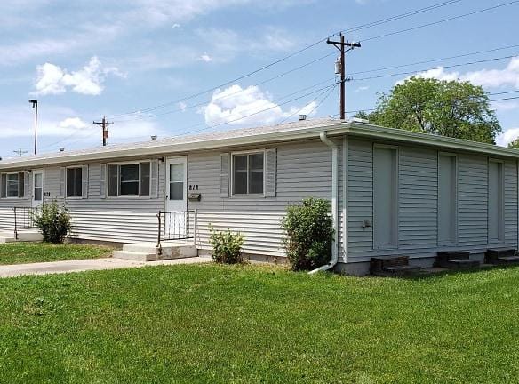 820 Duffield Ct - Loveland, CO 80537 - Home For Rent