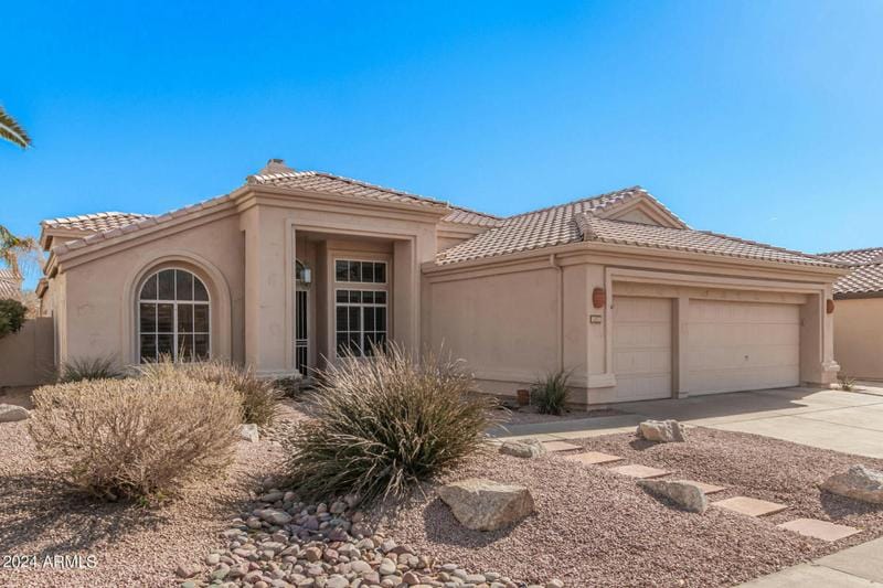 15201 N 54TH PL, Scottsdale, AZ 85254 Single Family Residence For Sale  MLS# 6650568 for Rent