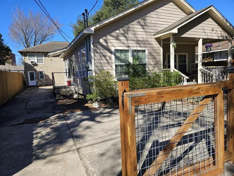 410 Estelle Street, Houston, TX 77003 for Sale