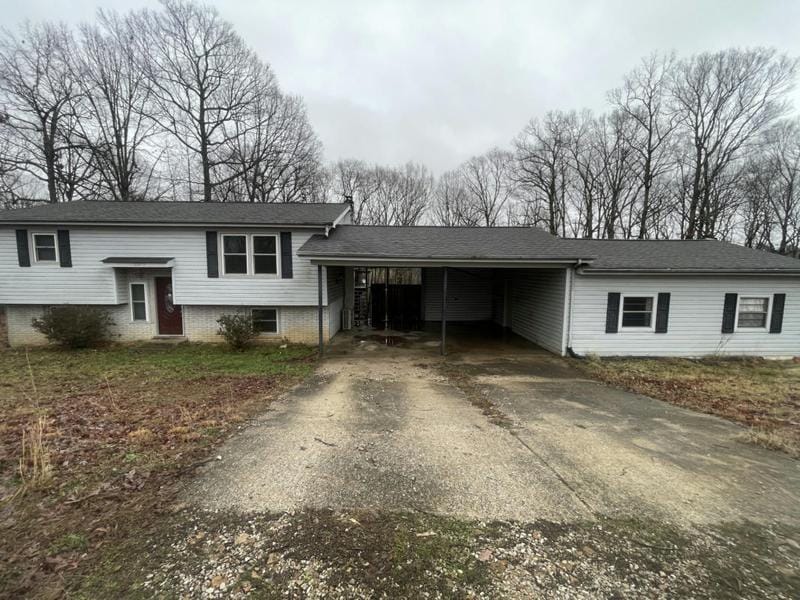 320 PEACHTREE ST, Tennessee Ridge, TN 37178 Single Family Residence For Sale  MLS# 2615045