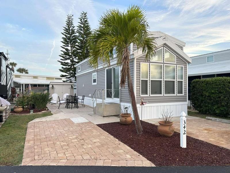 342 Carousel Lane, Melbourne Beach, FL 32951  621196534 for Sale