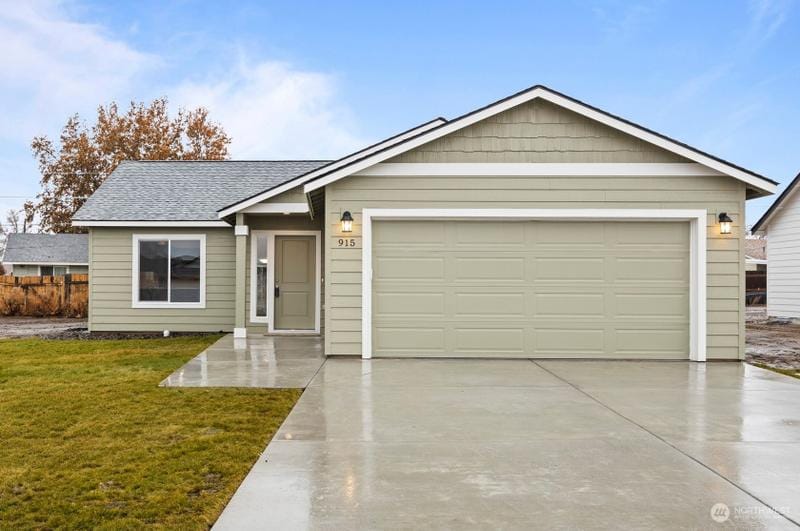 918 N Washington Ct, Moses Lake, WA 98837 - MLS 2187181 for Sale