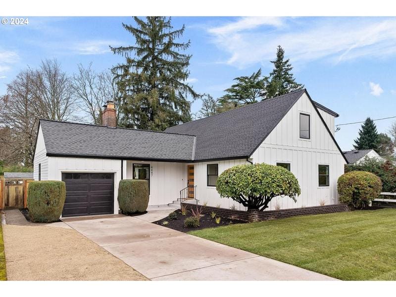 4447 NE SHAVER ST, Portland OR 97213 for Sale