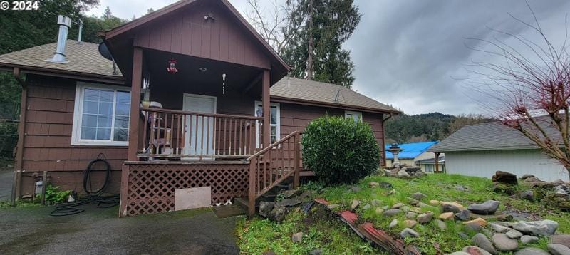 1413 W Myrtle Ave, Roseburg, OR 97471 - MLS 24206277 for Sale