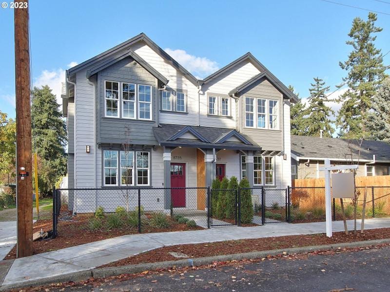 8737 Southeast Insley Street, Unit 2, Portland, OR 97266 for Sale