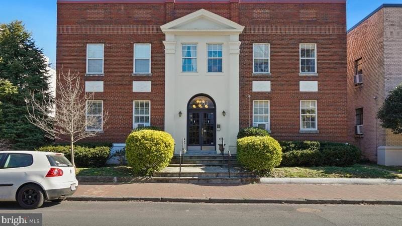 1711 35th St NW #25, Washington, DC 20007 - MLS DCDC2127504 for Sale
