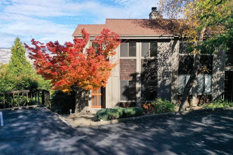 347 Ravenwood Place, Ashland OR 97520 for Sale
