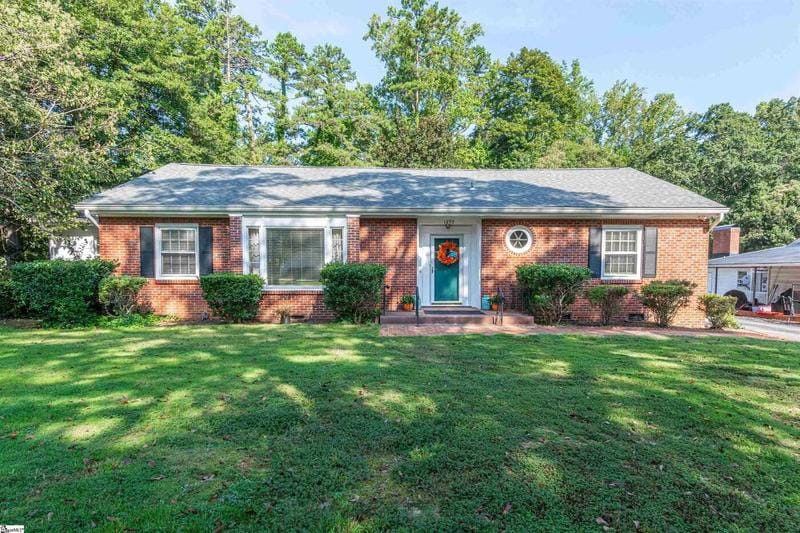 1295 Brentwood Drive, Spartanburg, SC 29302  612387331 for Sale