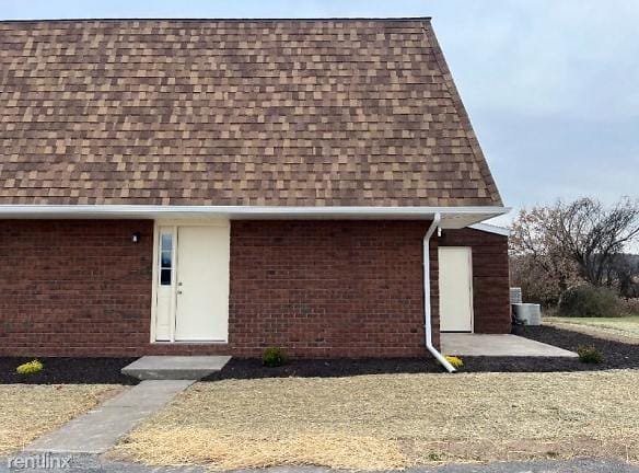 164 Logan Rd unit 2D - Dillsburg, PA 17019 - Home For Rent