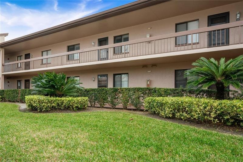 106 Mary Drive, Unit 6, Oldsmar, FL 34677 for Sale