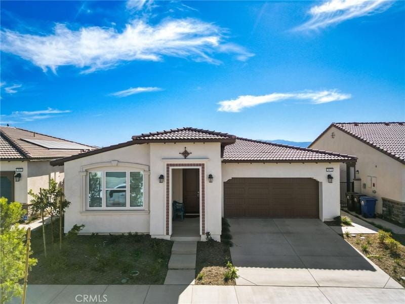 4020 East Amigos Privado, Ontario, CA 91761 for Sale