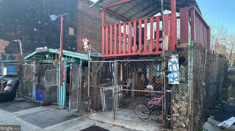 2438 N Fairhill St, Philadelphia, PA 19133 - MLS PAPH2305896 for Sale