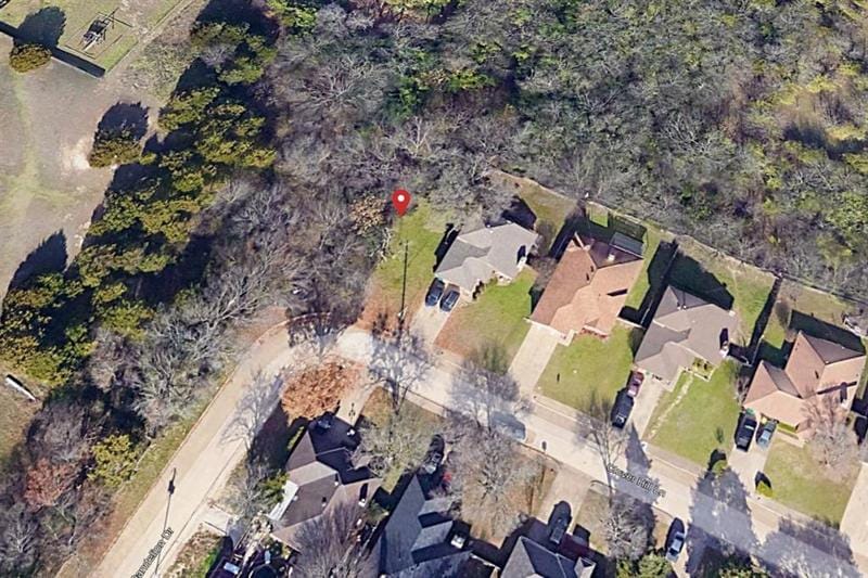 800 Clover Hill Ln, Cedar Hill, TX 75104 for Sale