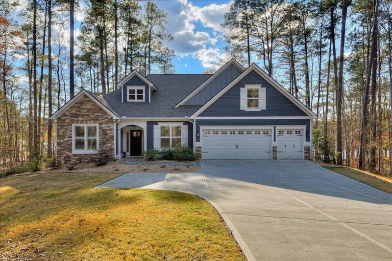207 JACQUE CIR, Mc Cormick, SC 29835 Single Family Residence For Sale  MLS# 523328