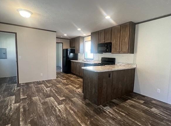 93 Spruce Ave - Hobart, IN 46342 - Home For Rent