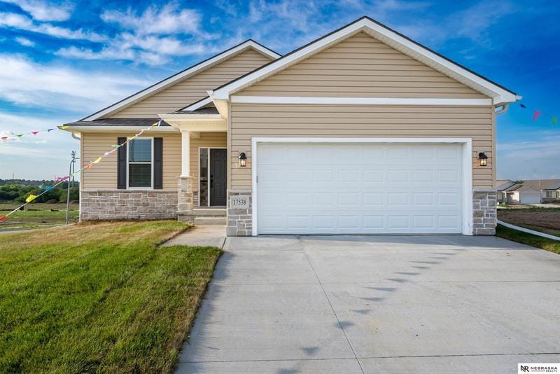 17534 Robin Dr, Omaha, NE 68136  MLS# 22217686 for Sale