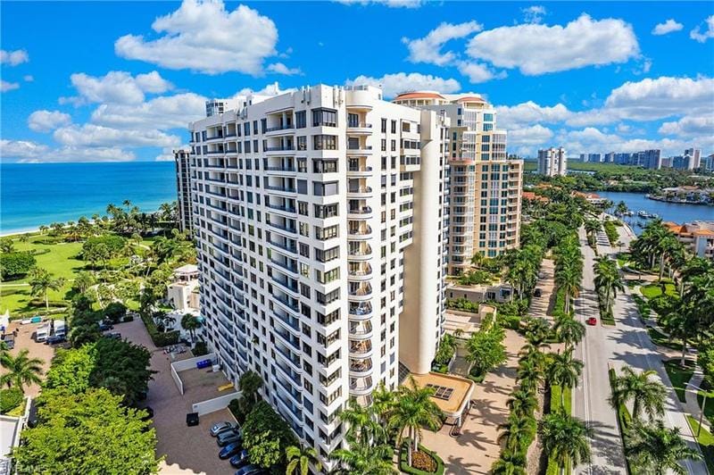 4451 Gulf Shore Boulevard North, Unit 605, Naples, FL 34103 for Sale