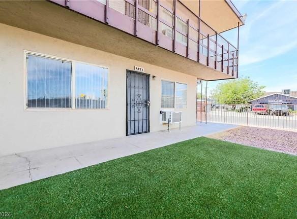 239 W Cleveland Ave #1 - Las Vegas, NV 89102 - Home For Rent
