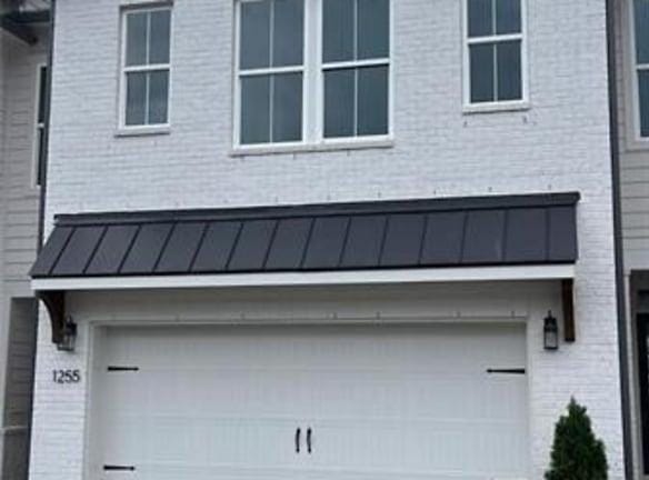 1218 Westshore Dr - Forsyth County, GA 30041 - Home For Rent