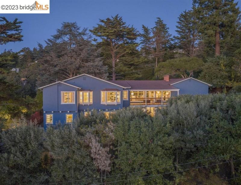 5600 CASTLE DR, Oakland, CA 94611 Single Family Residence For Sale  MLS# 41046112