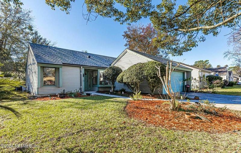 8318 CHIMNEY OAK DR, Jacksonville, FL 32244 Single Family Residence For Sale  MLS# 2001476 for Rent