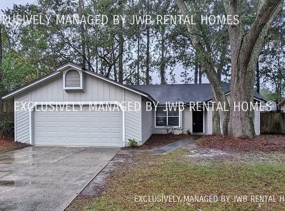 6426 Diamond Leaf Dr - Jacksonville, FL 32244 - Home For Rent